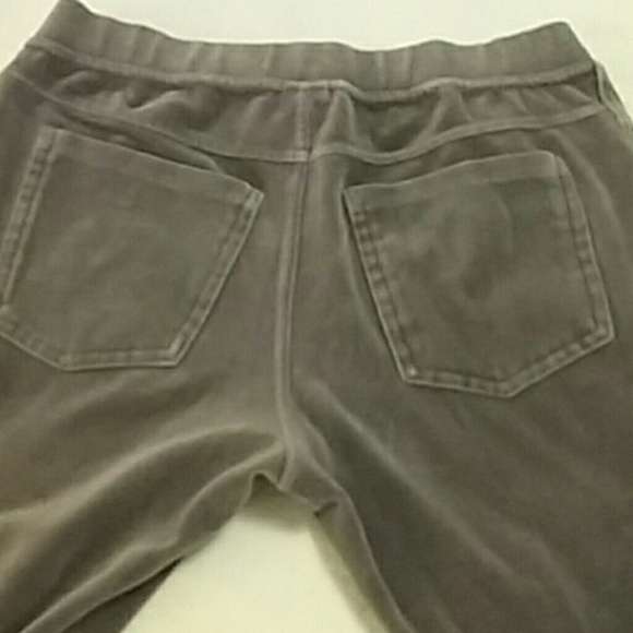 Sweatpants - Picture 3 of 4