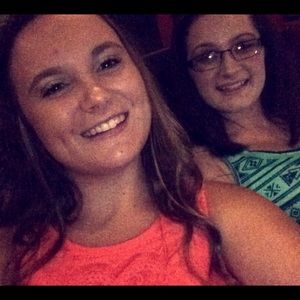 Meet your Posher, Kaitlyn