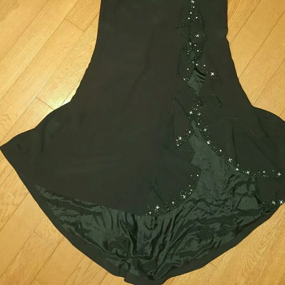 LANDA Formal - Picture 2 of 4