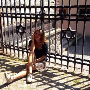 Meet your Posher, Dina robin