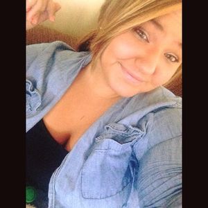 Meet your Posher, Jillian