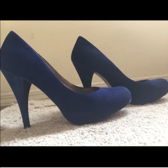 Steve Madden royal blue heels