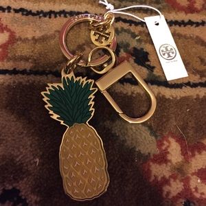 Pineapple key fob