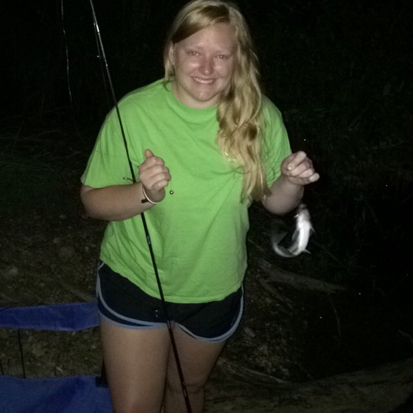 Meet your Posher, Danielle - Picture 1 of 1