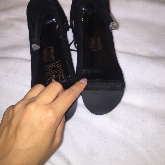 Booties - Picture 4 of 4