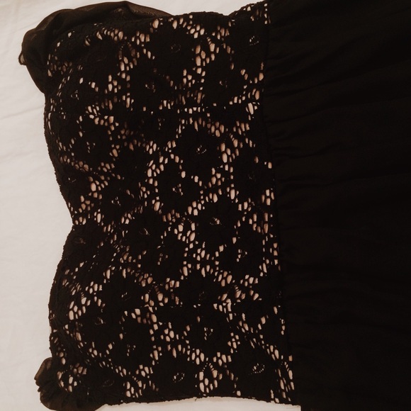 Strapless lace and sheer dress with built in slip. - Picture 2 of 4