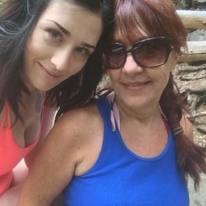 Meet your Posher, Suzette