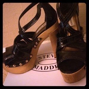 Steve Madden Black platforms