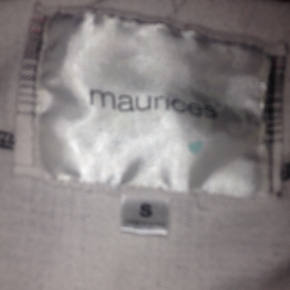 Vest - Picture 3 of 3