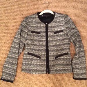 SOLD! Round neck black & white collarless jacket