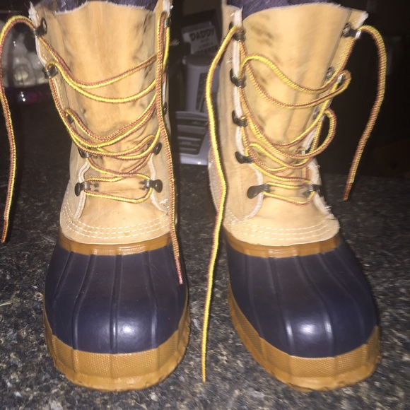 L.L. Bean insulated Woman's Boots for sale.