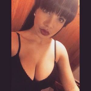 Meet your Posher, Dinoshka