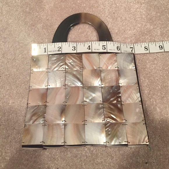 Seashell handbag - Picture 3 of 3
