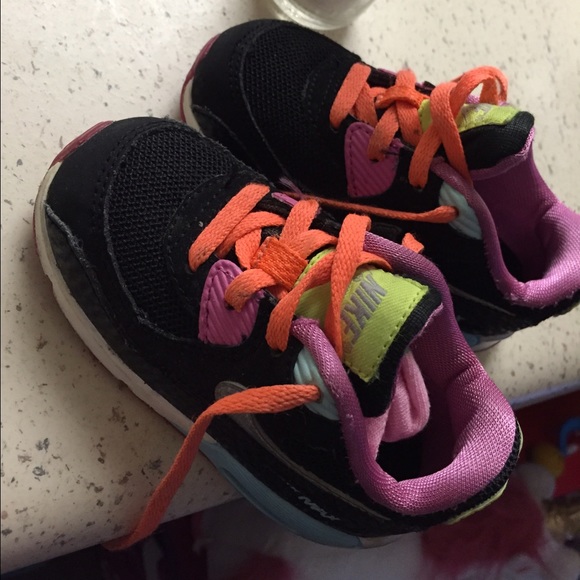Authentic Nike Airmax 6c