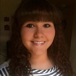 Meet your Posher, Tabitha