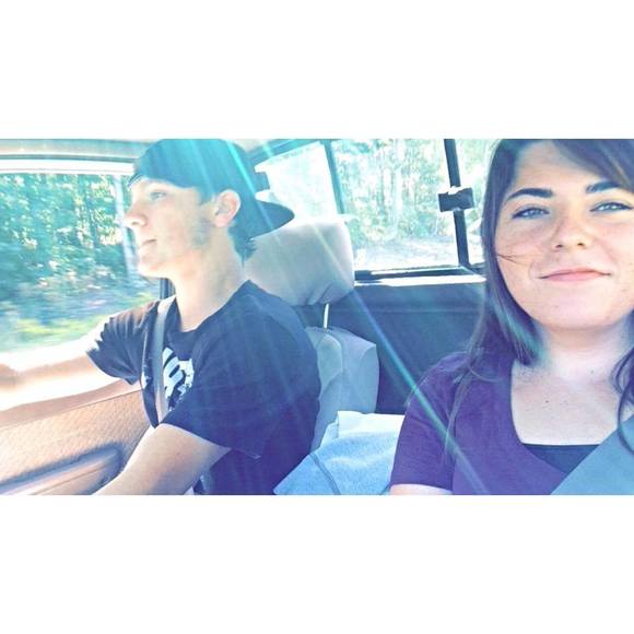 Meet your Posher, Madalyn - Picture 1 of 1