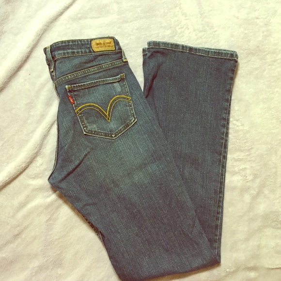 Levi's boot cut jeans