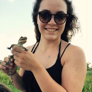 Meet your Posher, Bella