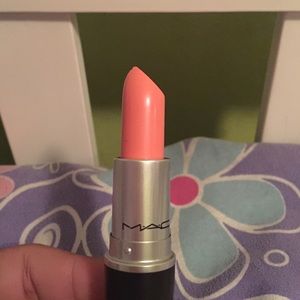 Mac Lipstick- Cremesheen Sweet and Sour