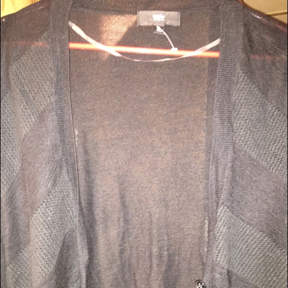 Gray 3/4 sleeve cardigan
