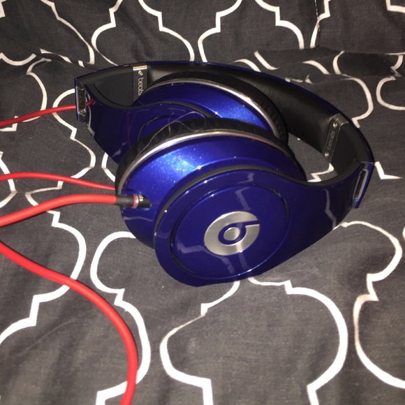 Beats studio by dr.dre - Picture 2 of 2