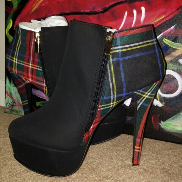 REDUCED/Real Love Red Plaid Boot - Picture 1 of 3