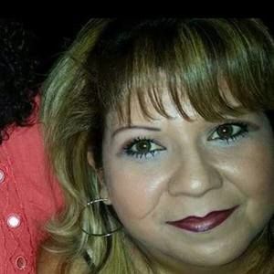 Meet your Posher, Adela