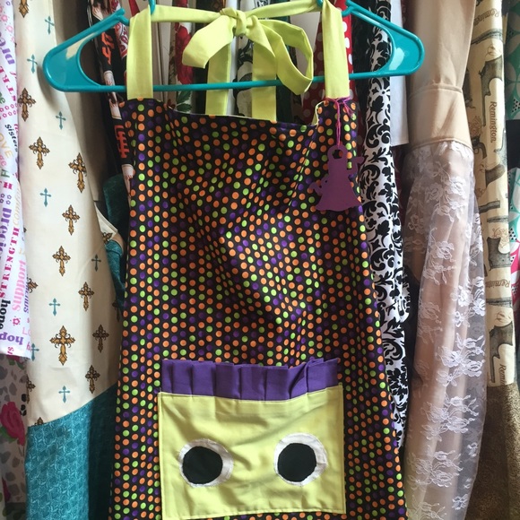 Monster Apron - Picture 2 of 2