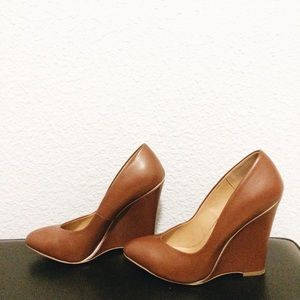 BROWN MIA LEATHER WEDGES