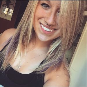 Meet your Posher, Cassie