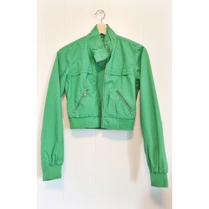 🍓Levi's 🍋 cropped green bomber jacket~
