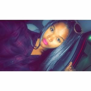 Meet your Posher, Leslie