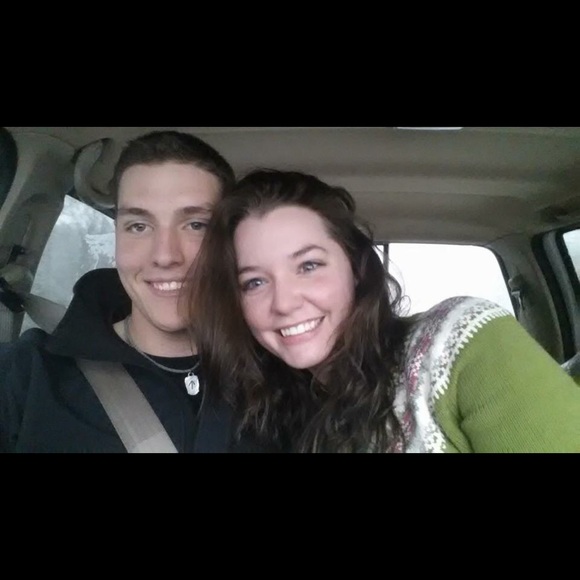 Meet your Posher, Meredith - Picture 2 of 4