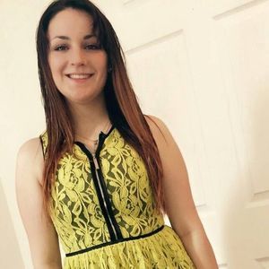 Meet your Posher, Davida