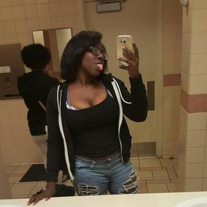 Meet your Posher, Tamia