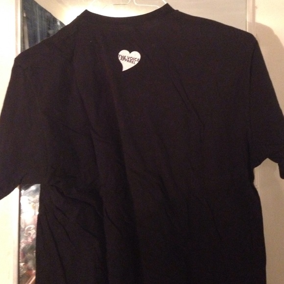 Men's large Haiti earthquake relief tee - Picture 3 of 3