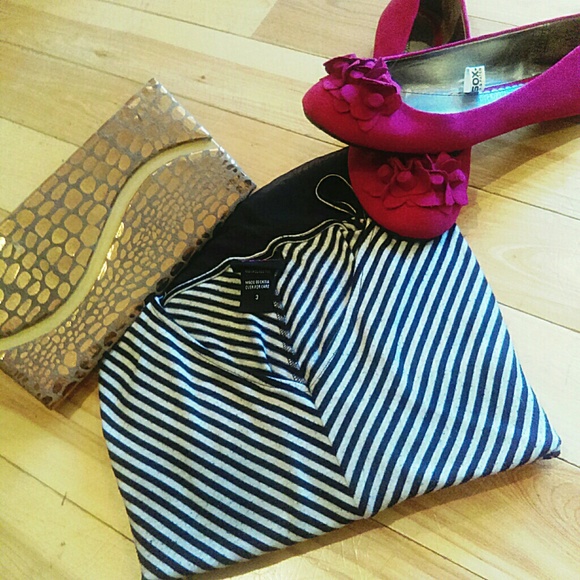 Black and White V Neck Top