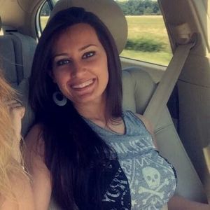 Meet your Posher, Alexis