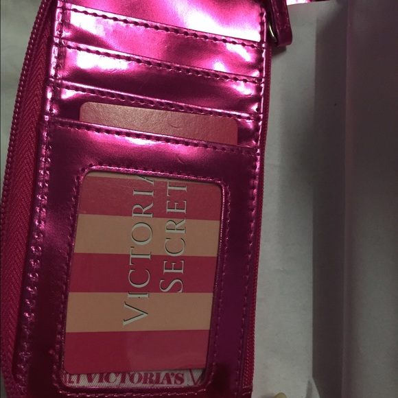 VS wristlet - Picture 3 of 4