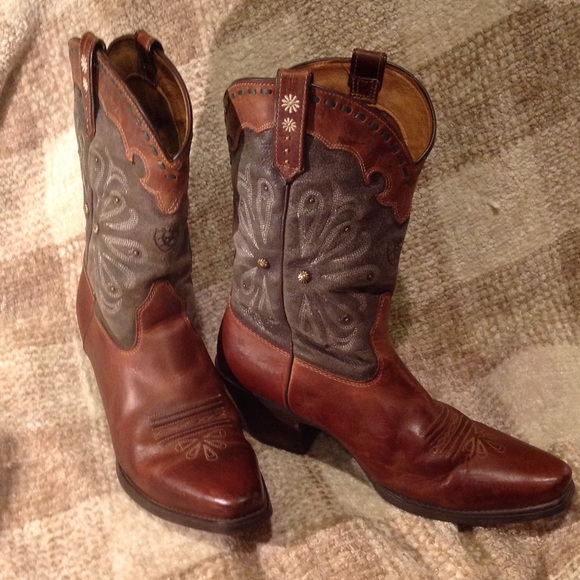 Ariat Shoes - Ariat Brand New Short 2 Tone Brown Cowboy Boots