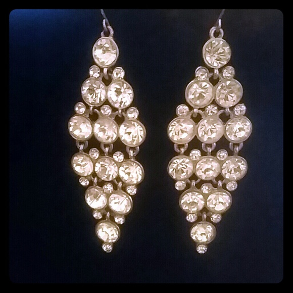 Chandelier earrings