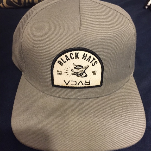 Light grey RVCA HAT