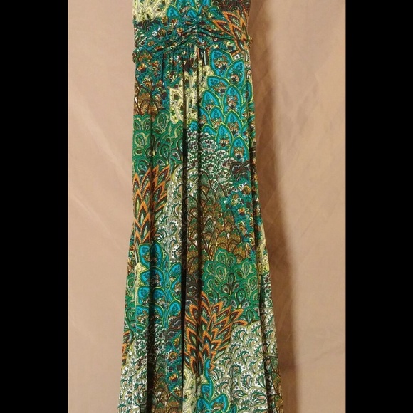 Gorgeous long halter dress by Christinalove - Picture 3 of 4