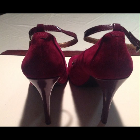 BCBG Ankle Strap Heel - Picture 3 of 4