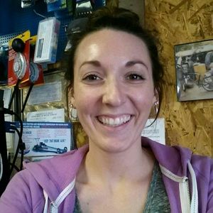 Meet your Posher, Cara