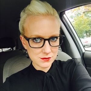 Meet your Posher, Christy
