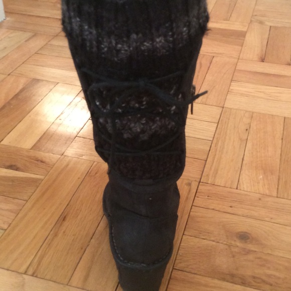 ⛄️⛄️❄️❄️UGG Winter Boots ❄️❄️⛄️⛄️ - Picture 4 of 4