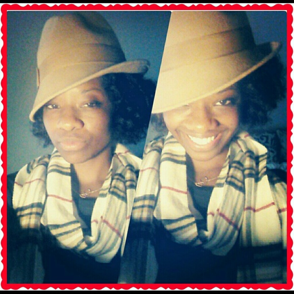 ~*Meet Your Posher*~Christine!! - Picture 4 of 4