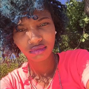 Meet your Posher, Paige