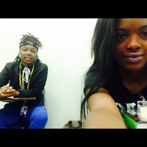 Meet your Posher, Kayla